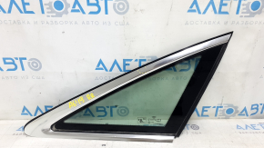 Rear right window with blind glass for an Audi A6 C8 19-25 with chrome molding, torn seal, scratches on the chrome