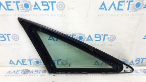 Rear right window with blind glass for an Audi A6 C8 19-25 with chrome molding, torn seal, scratches on the chrome