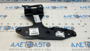 Right headlight mount for Porsche Macan 15-18