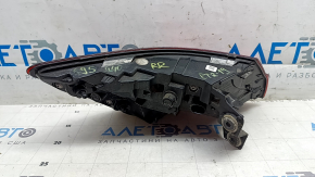 Audi E-Tron 19-23 right outer fender light scratches