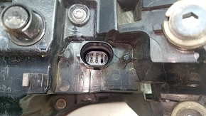 Audi E-Tron 19-23 right outer fender light scratches