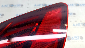 Audi E-Tron 19-23 right outer fender light scratches