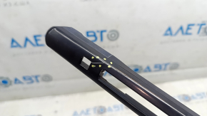 Left windshield wiper arm for Audi E-Tron 19-23 with two nozzles, scratches