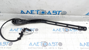 Left windshield wiper arm for Audi E-Tron 19-23 with two nozzles, scratches