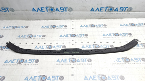 Front center hood seal for Audi E-Tron 19-23