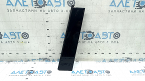 Toyota Venza 21-24 front side door trim, scratches, broken mount