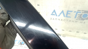 Toyota Venza 21-24 front side door trim, scratches, broken mount
