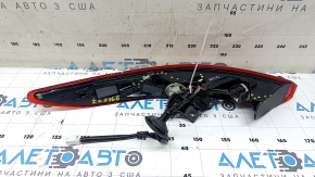 Left outer wing light for Toyota Venza 21-24: broken mount, cracked housing, scratches