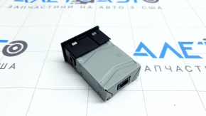 Toyota Venza 21 Type-C Charger Connectors - Scratches