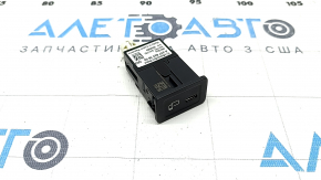 Mercedes A-Class V177 19-22 Front Center Console USB Hub, 1 Type-C