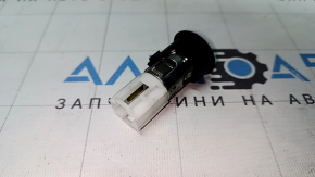 Cigarette lighter for the center console of the VW Jetta 11-18 USA
