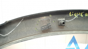 Rear right fender arch trim for VW Tiguan 18-24, structure, broken fasteners, scratches