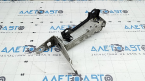 Right Toyota Venza 21 front bumper lower reinforcement fang - rivet torn off