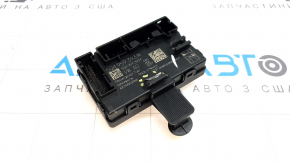 VW Tiguan 18-24 front left door computer broken fastener