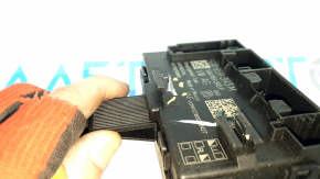 VW Tiguan 18-24 front left door computer broken fastener