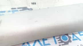 Upper right front pillar trim for VW Tiguan 18-24, gray, scratches, needs cleaning
