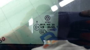 Rear left triangle door glass for a VW Tiguan 18-24, tinted, cracked seal, broken guide