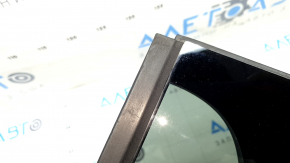 Rear left triangle door glass for a VW Tiguan 18-24, tinted, cracked seal, broken guide