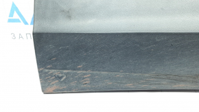 Lower front left door trim for VW Tiguan 18-24: structure, scratches, scuffs, broken fastener, paint damage