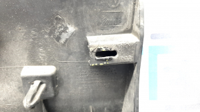 Lower front left door trim for VW Tiguan 18-24: structure, scratches, scuffs, broken fastener, paint damage