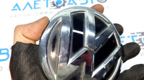 VW Tiguan 18-21 trunk door emblem, broken guides, minor scratches