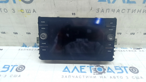 VW Tiguan 18-24V Head Unit 8 Buttons Without Navigation, Without Cover, Scratched