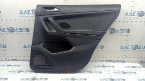 Black rear right door panel for a VW Tiguan 18-20, black leather armrest, plastic insert, with handle, scratches
