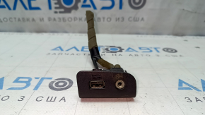 USB Hub for the rear center console of the Ford Focus mk3 11-18