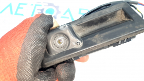 Rear view camera with handle and trunk release button for VW Tiguan 18-24 with washer, worn