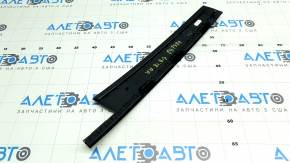 Right rear side door trim for VW Tiguan 18-24, black gloss, broken guides, broken fastening, worn