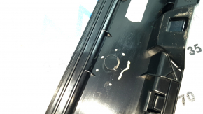 Right rear side door trim for VW Tiguan 18-24, black gloss, broken guides, broken fastening, worn