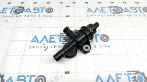 Fuel valve Toyota Venza 21-