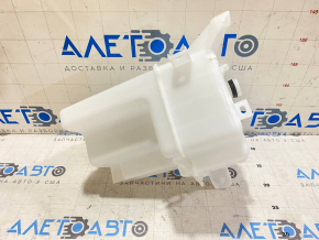 Toyota Highlander 14-19 washer reservoir without neck