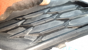 Lower grille of the front bumper left VW Tiguan 18-21 structure, sand