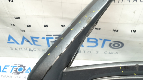 VW Tiguan 18-21 front bumper lower trim scratches