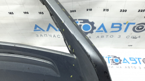 VW Tiguan 18-21 front bumper lower trim scratches