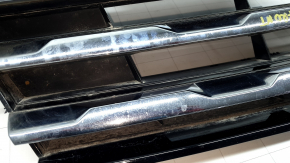 VW Tiguan 18-21 radiator grille without emblem, under radar, sand, broken fasteners