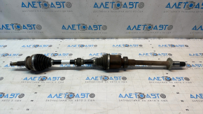 The front right half shaft of a Toyota Sienna 21-26 is rusty and the threads are stripped.