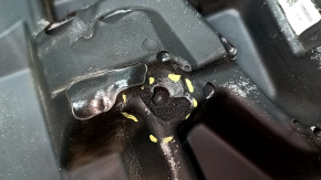Audi A5 F5 21-25 MHEV engine cover scuffs, torn mount