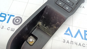 Front left window and mirror controls for a Jeep Compass 22-26 with black trim, for cleaning