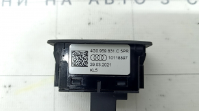 Audi A5 F5 18-25 trunk release button