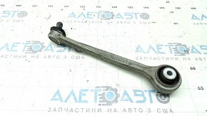 The upper front right control arm of the Audi A5 F5 17-24 has a torn boot.