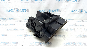 The bare heater housing of the Mercedes A-class V177 19-22 air conditioner