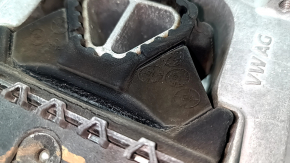 Right engine mount VW Tiguan 18 - cracked
