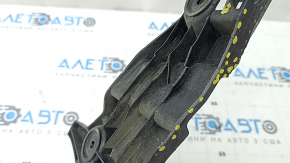 The rear bumper mount on the left wing of the Audi A5 F5 20-25 is broken, there are cracks and fractures.