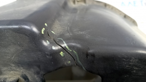 The air suspension compressor cover on the Audi E-Tron 19-23 is cracked.