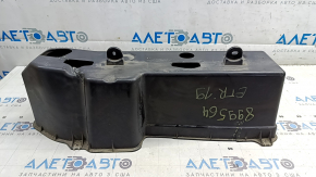 The air suspension compressor cover on the Audi E-Tron 19-23 is cracked.