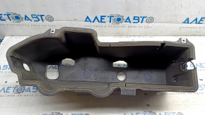 The air suspension compressor cover on the Audi E-Tron 19-23 is cracked.