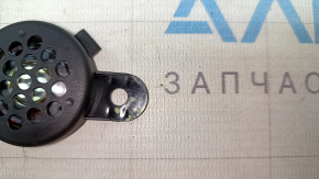 The Audi E-Tron 19-23 parking assistant speaker is cracked.