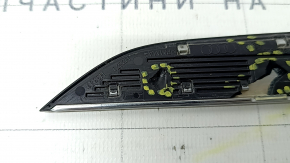 Front left door molding for Audi A5 F5 18-25 chrome, broken fasteners, crack